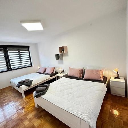 Family Apartman Apartment Donji Milanovac Luaran gambar